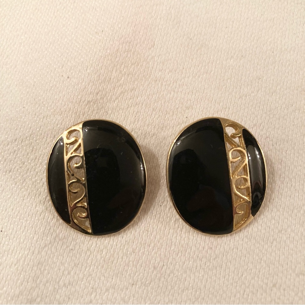 Black & Gold Oval Pierced Earrings